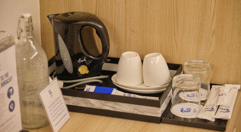 Image of Standard Double 16