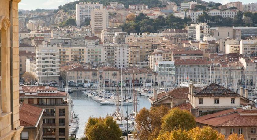 Image of 1 King Classic La Bonne Mere View 4