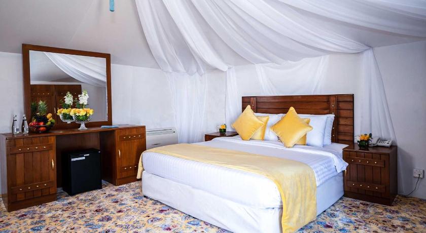 Image of Family Tent 3