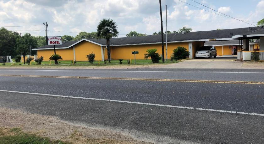 Ranch House Motel Marksville photo
