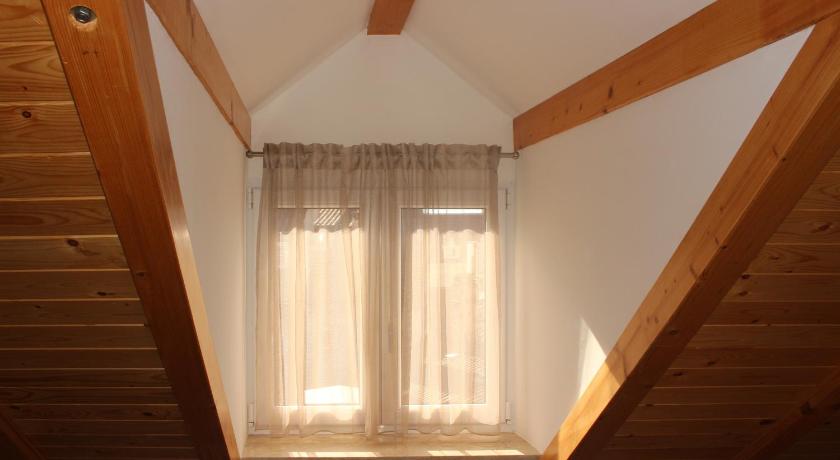 Luxury Rooms Rustic Chic photo