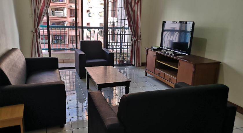 Marina Court  Homestay  KK - image 13