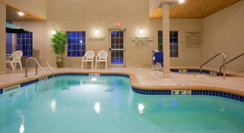 GrandStay Hotel & Suites La Crosse photo