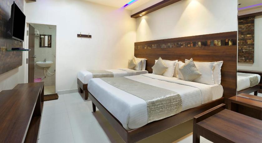 Mannars Deluxe Lodge photo