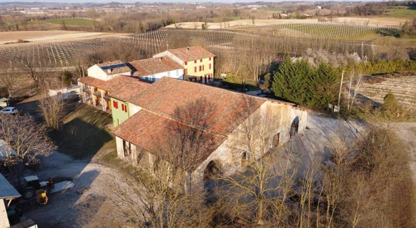 Agriturismo con Cucina tipica Nuova Scardua