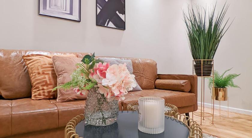 1BD apartment in Leyton zone 2 photo