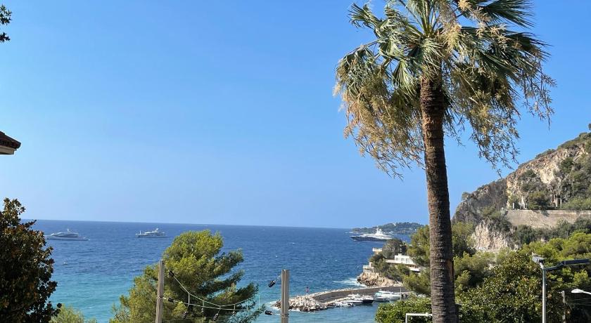 Ezevacances Studio Capuccino vue mer 5 mn plage 7 mn gare Wifi