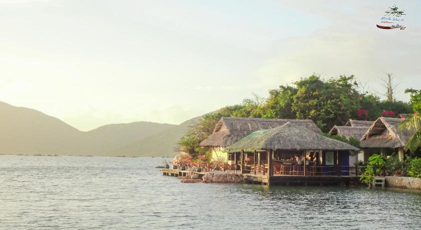 Whale Island Resort photo