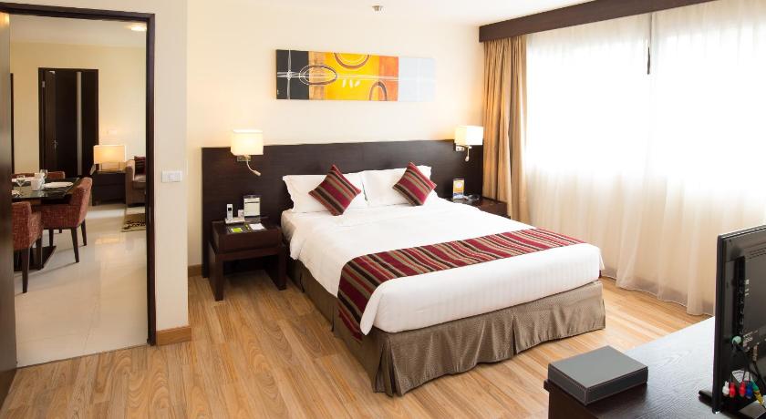 Image of 2 Bedroom Suite 5