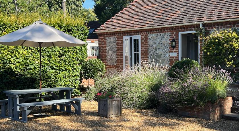 Stonehenge Cottages