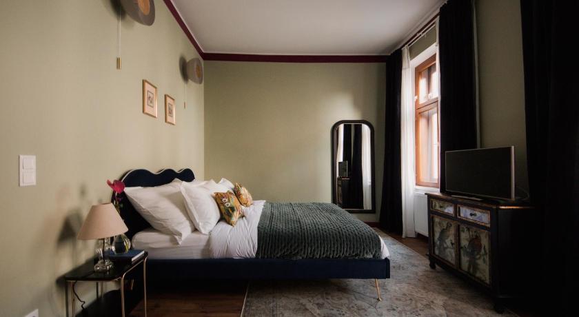 Oak House Vienna - image 13