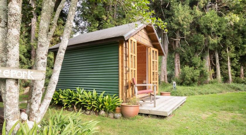 Tui Ridge Eco Cabins photo