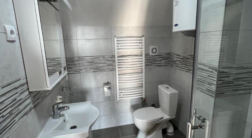 Aster Apartments photo