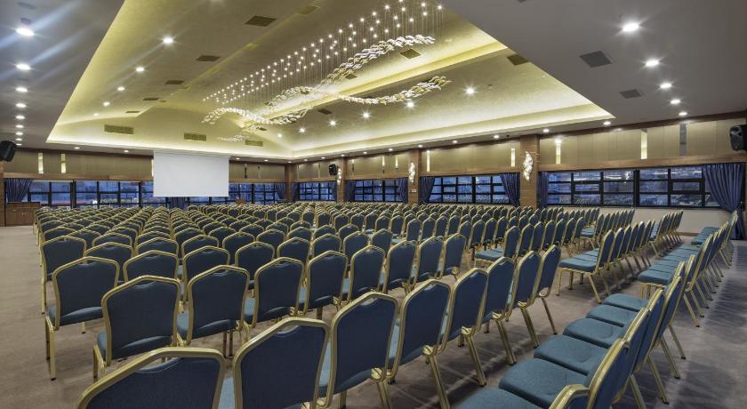 Ramada By Wyndham Elazığ - image 13