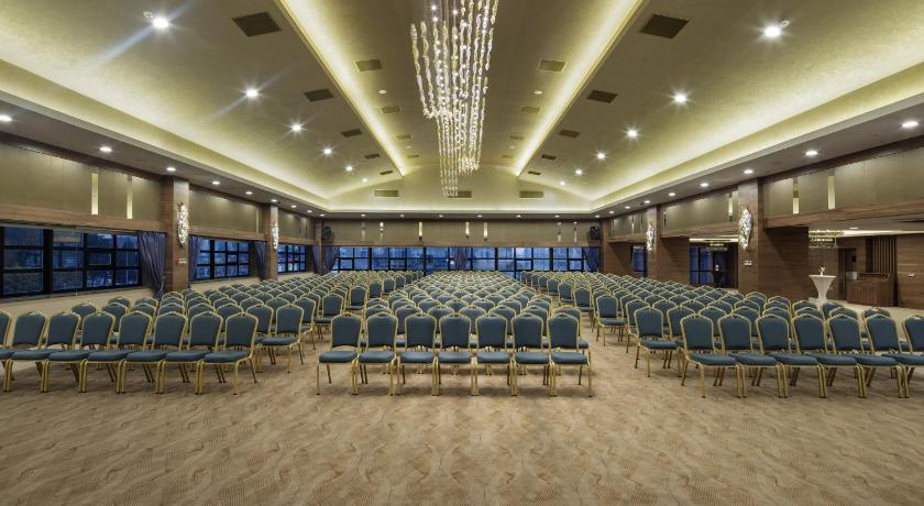 Ramada By Wyndham Elazığ - image 14