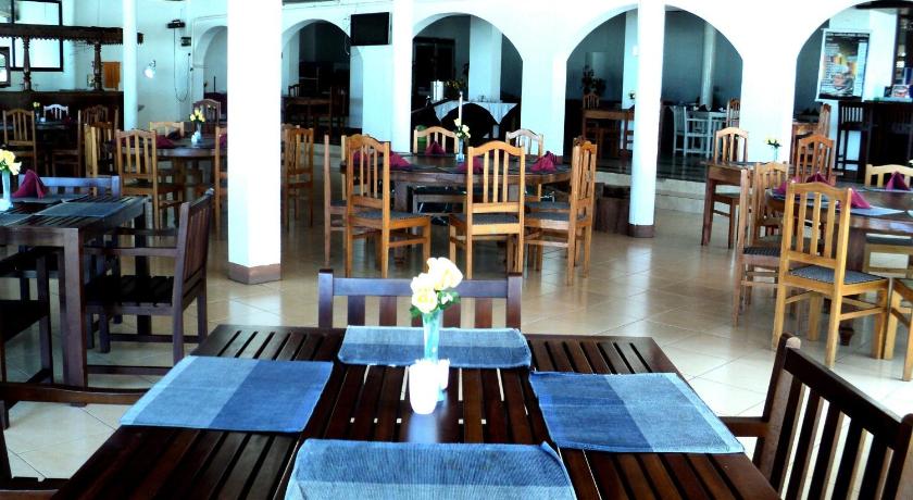 Sea Lotus Park Hotel - image 25