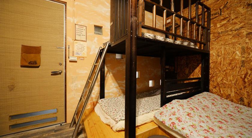 Image of Family Room 2
