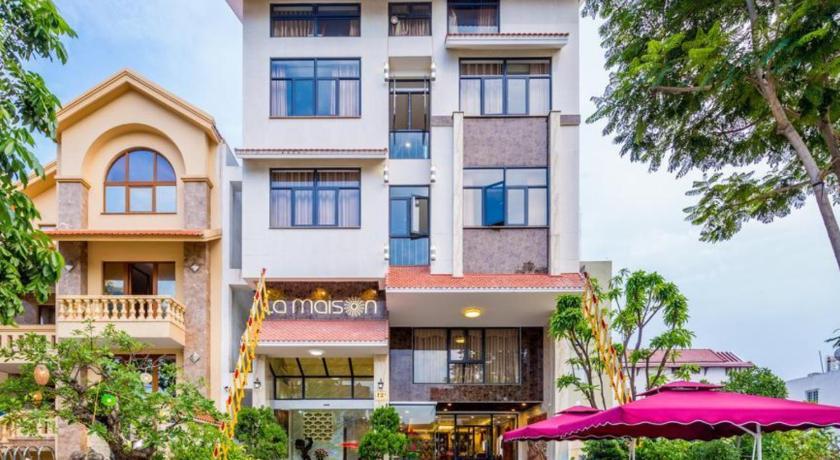 Tung Phuong Beach Hotel photo