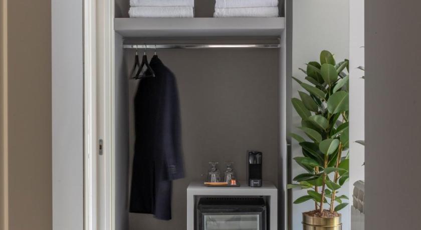 ローマ NAMAN HOTELLERIE - Spagna 4つ星 ホテル 外観