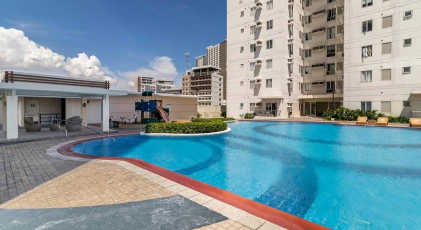 Avida Towers Cebu 2017, Fast wifi 195mbps, Netflix 50in Smart TV photo
