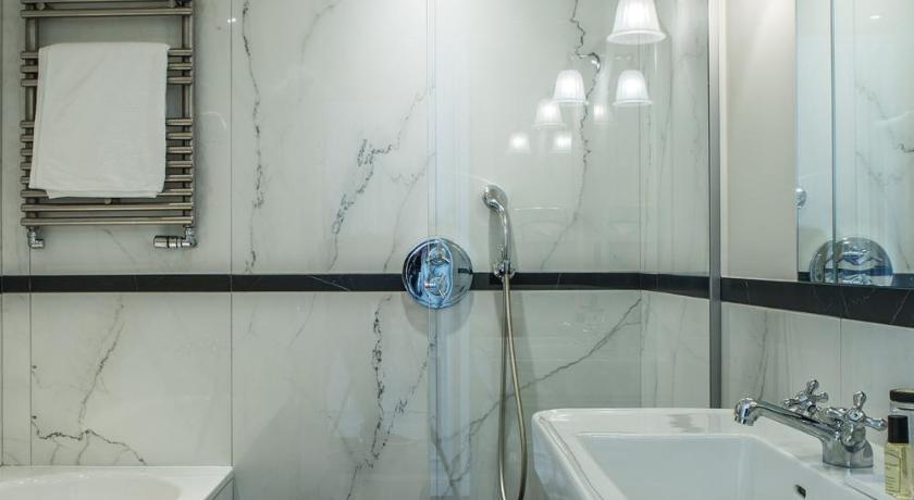 Изображение на Суит с тераса (Suite with Terrace) 2