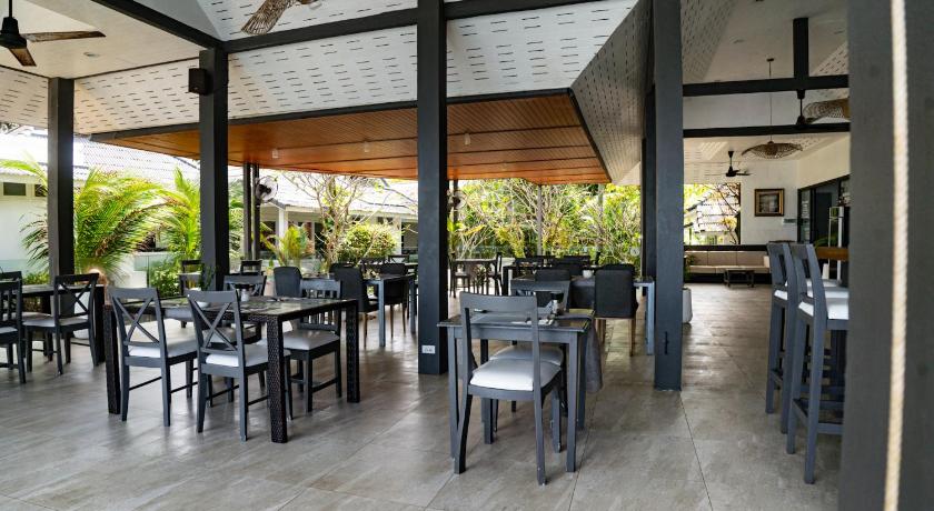 The Cosy Beach Resort - image 25