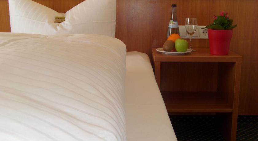 Hotel & Restaurant Engel photo