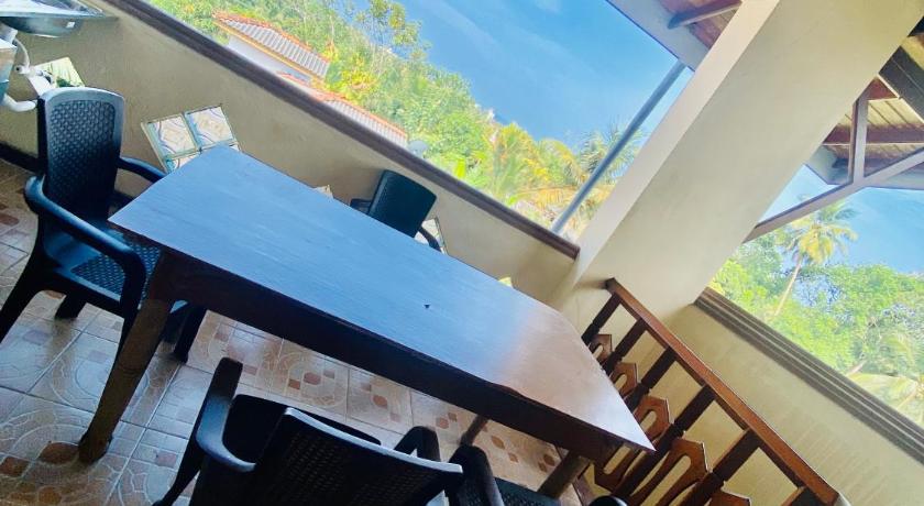 Hikka Paradise Guest House - image 10