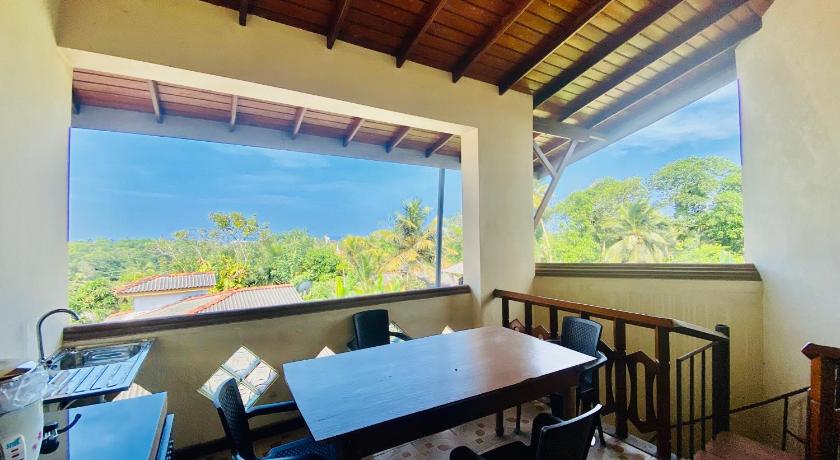 Hikka Paradise Guest House - image 3