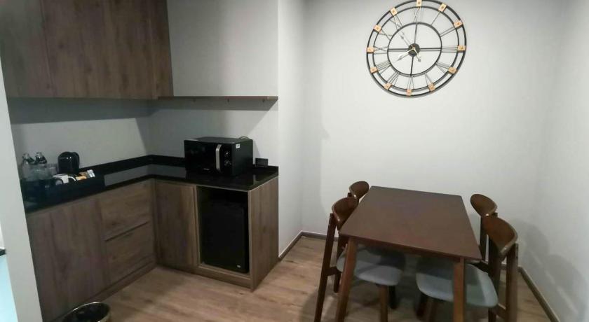 Image of Premier Double Room - Non-Smoking 1