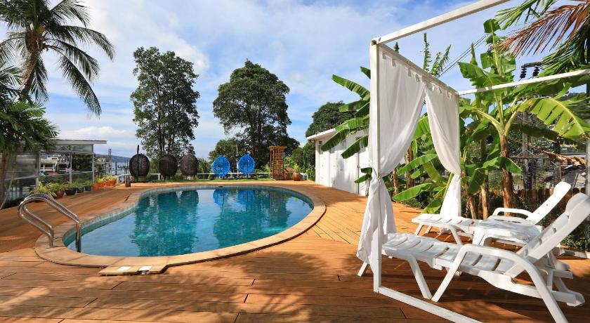 Daydream Villa Resort - image 10