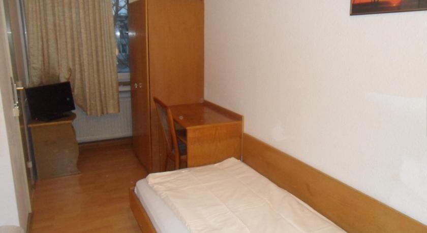 hotel funk photo