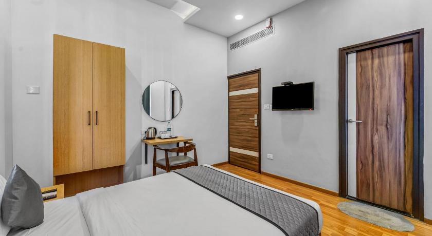 UPAR Hotels - T Nagar