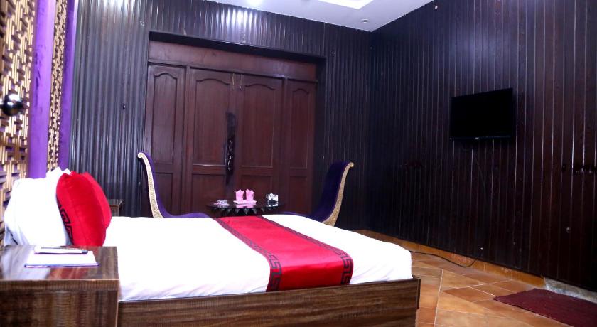 Sapphire Inn Motel – Lahore, WI