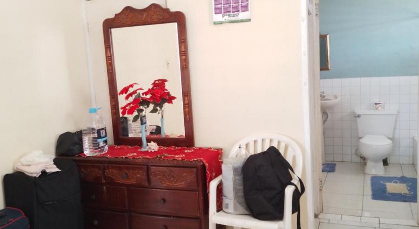 Tina's Guest House photo