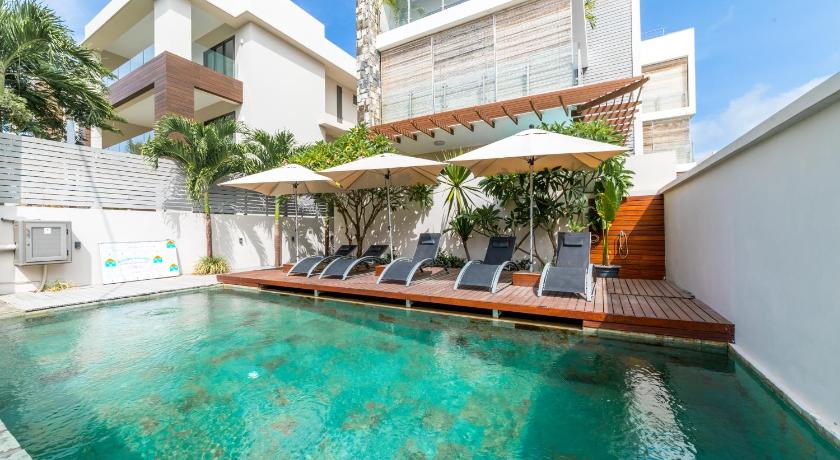 Beachcove No 6 photo