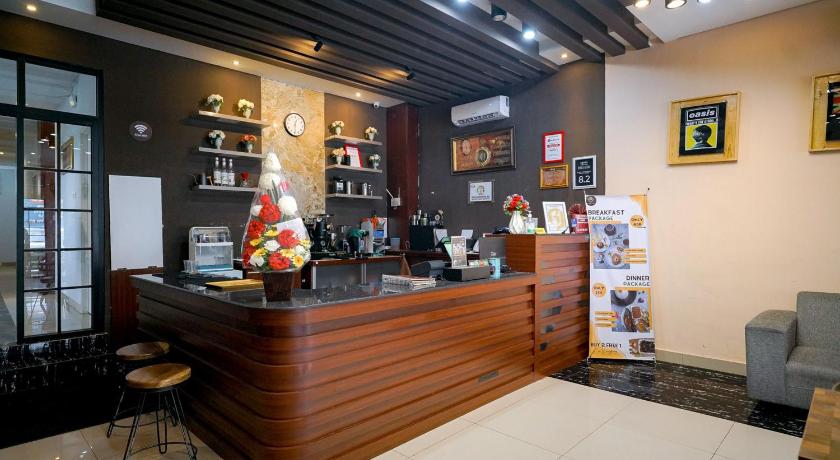RedDoorz Premium @ Raja Hostel Syariah Lampung – Bandar Lampung, AL