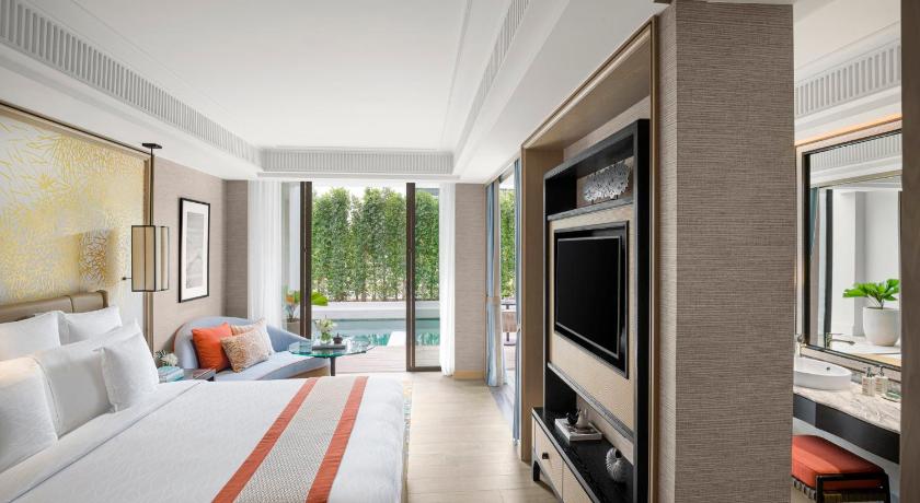 รูปของคลาสสิก 1 เตียงคิงไซส์ พร้อมทางเข้าสระว่ายน้ำ (1 King Classic Pool Access Room) 1