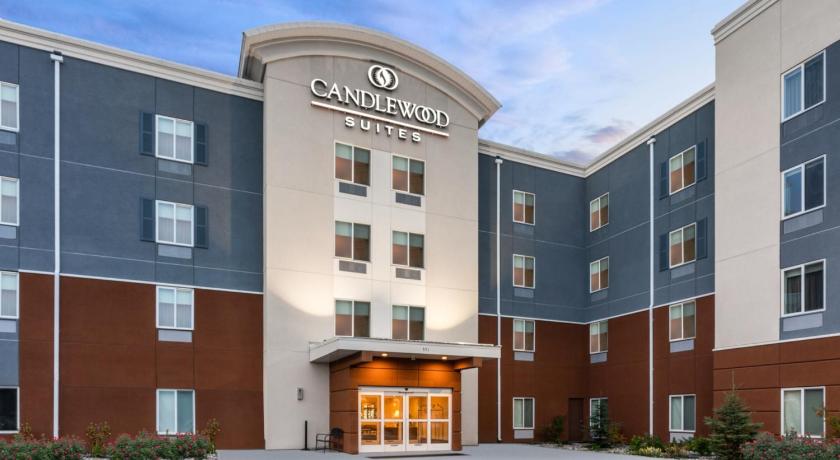 Candlewood Suites Portland Airport photo