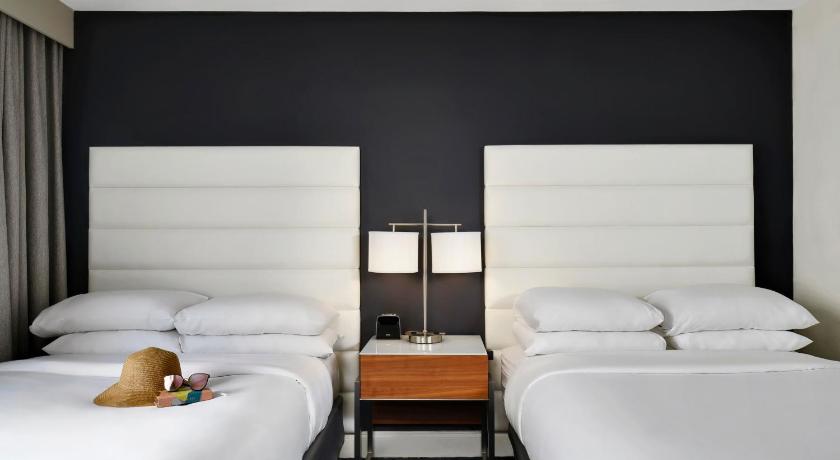 Hotel Tampa Riverwalk photo