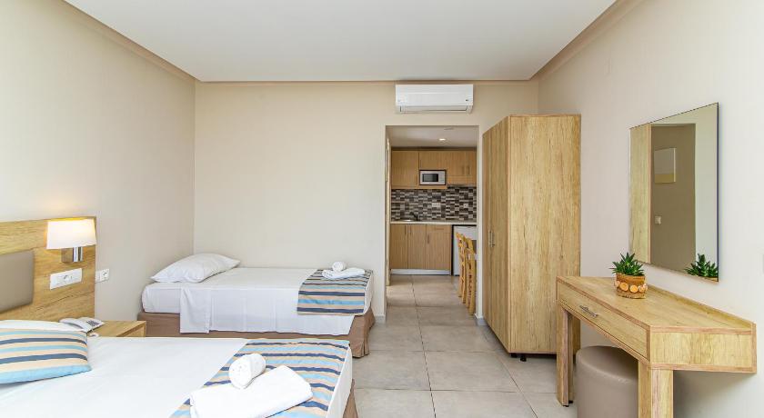 Image of Superior Triple Studio with Sea View 2