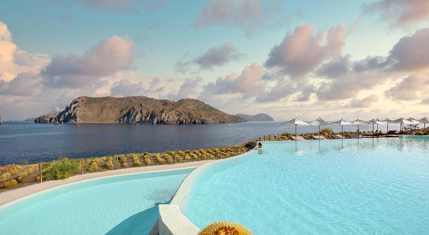 Therasia Resort Sea and SPA — Hotel in Lipari Island