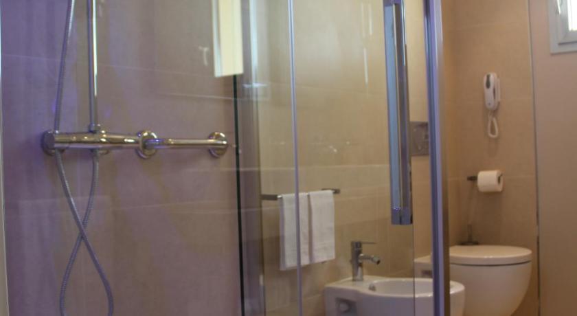 Image of Suite with Balcony 13