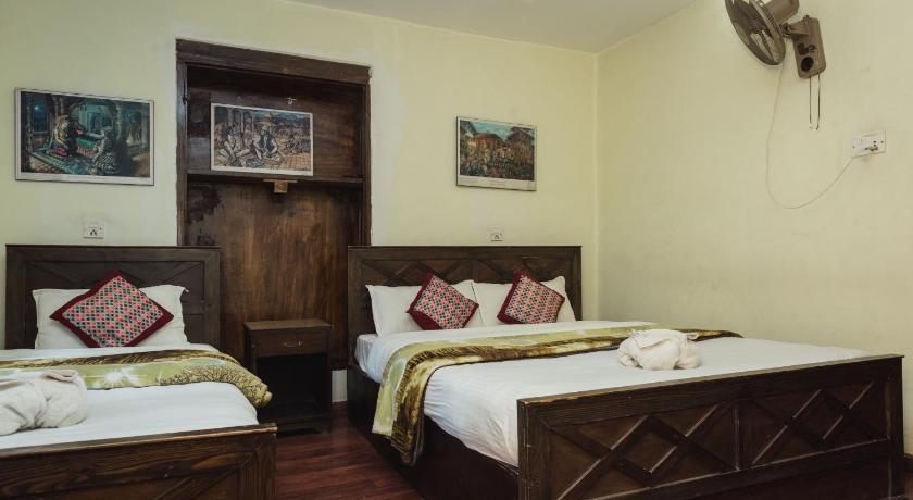 Hotel Peace N Park photo