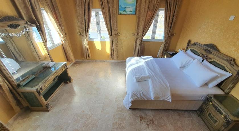 Image of Single Room 0