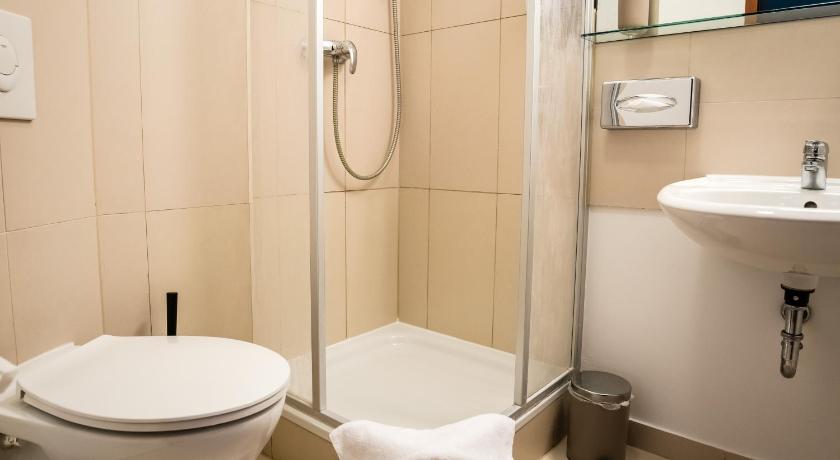 柏林 Homaris Boxi Studios 3星级 酒店 外观