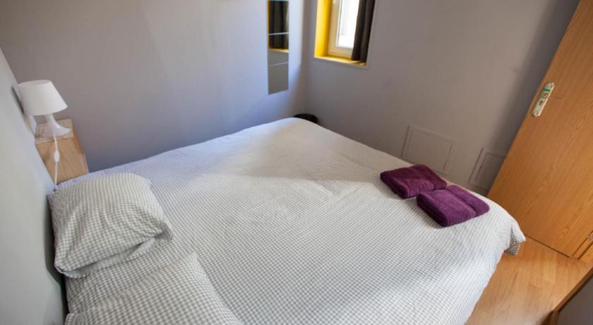 Image of Double shared bathroom 12