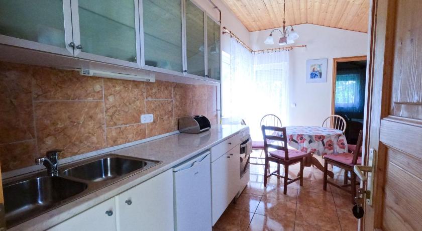 Image of Apartment with Garden View 1