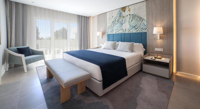 Image of Premium Suite with Balcony 0