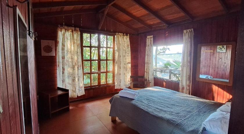 Pochotel photo
